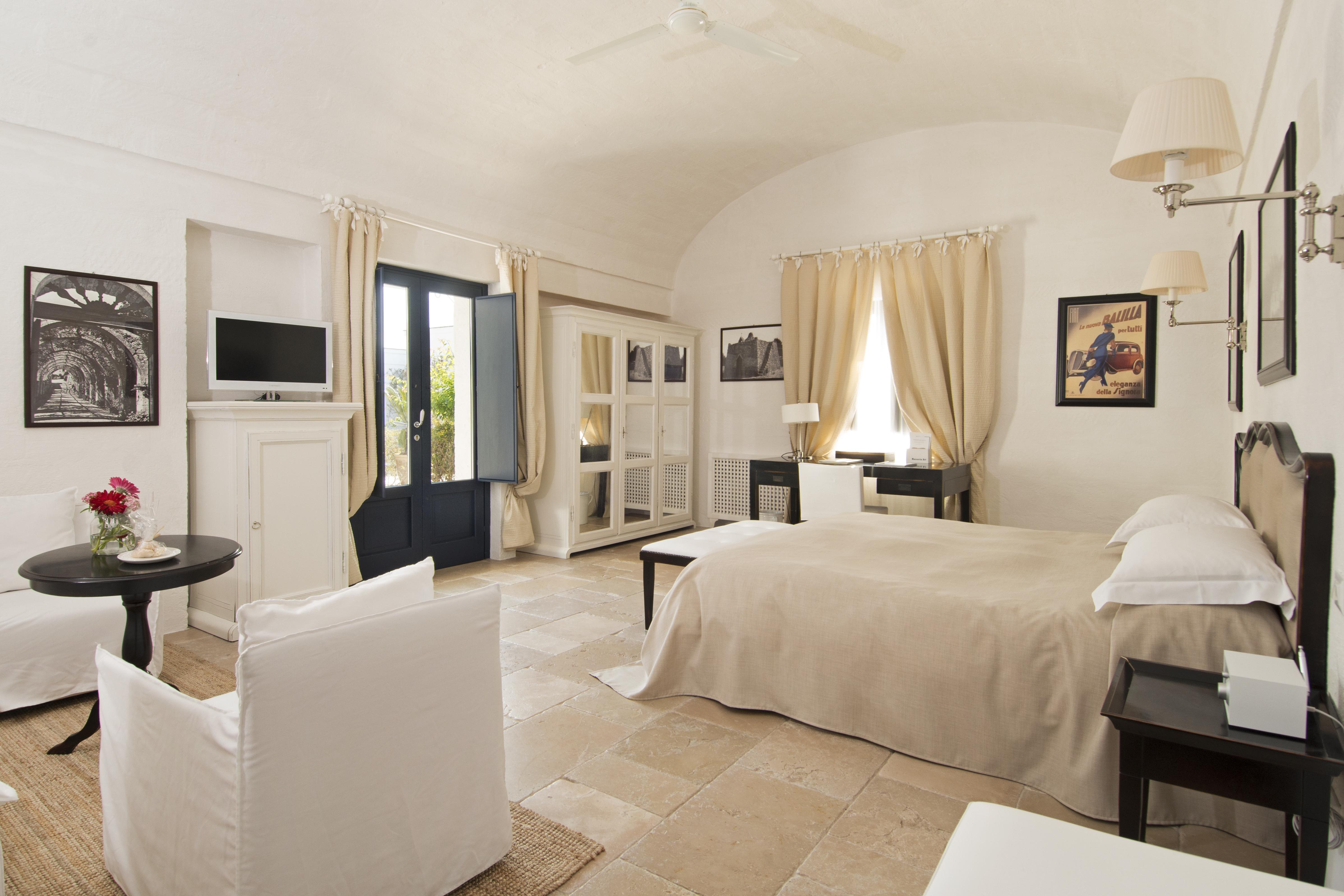 รอกโก ฟอร์เต มัสเซเรีย ตอเร ไมซ์ซา Hotel Savelletri ภายนอก รูปภาพ